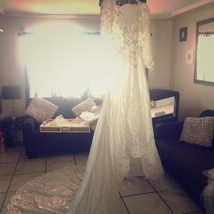 Beautifully wedding dress